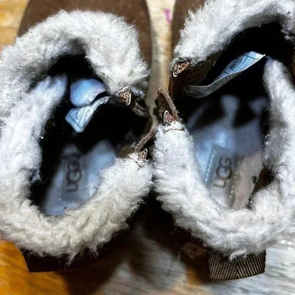 UGG Kids Suede Brown Toddler Size 8 Sheepskin Mallya Boots Great Used Condition - Picture 5 of 8